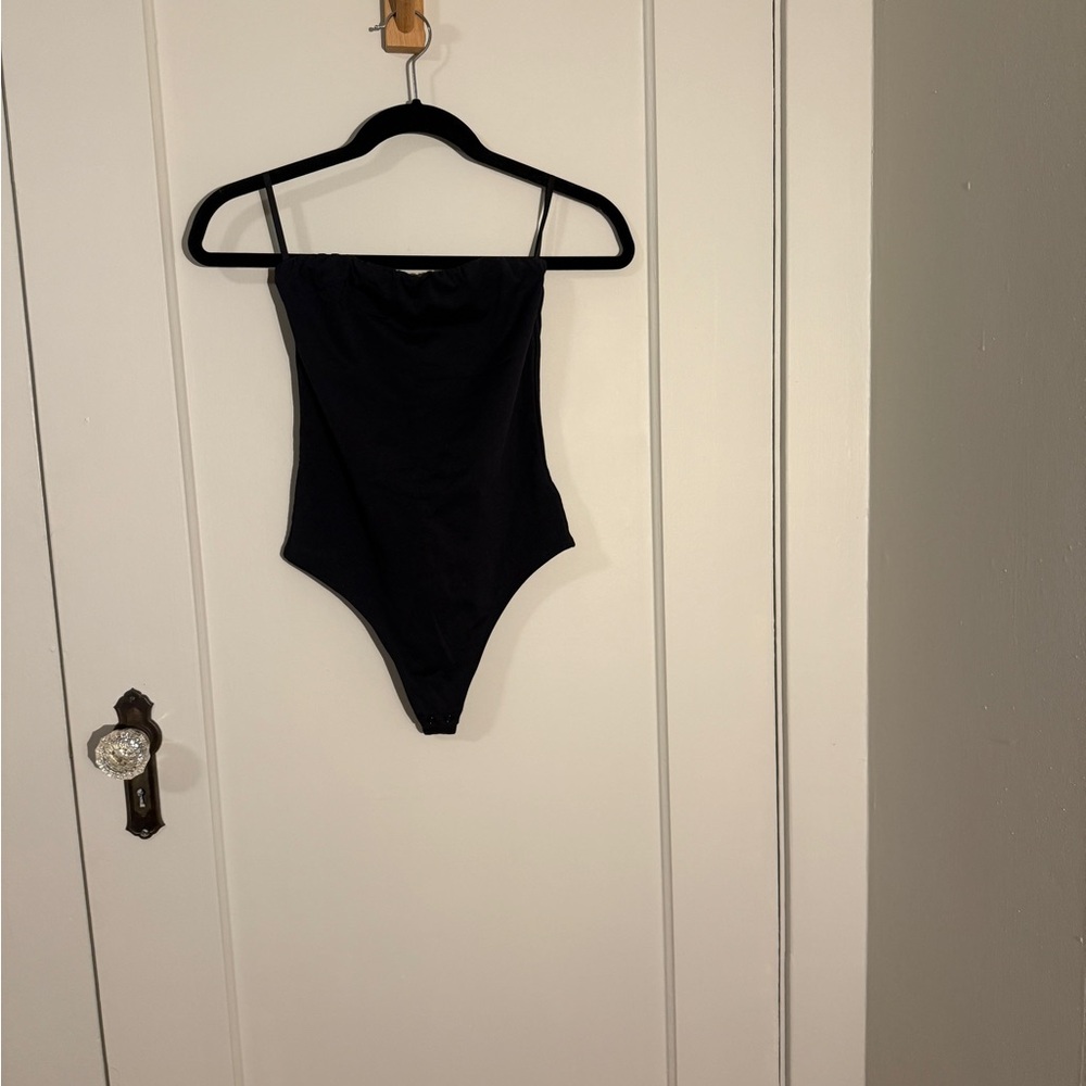 Babaton Black Strapless Bodysuit